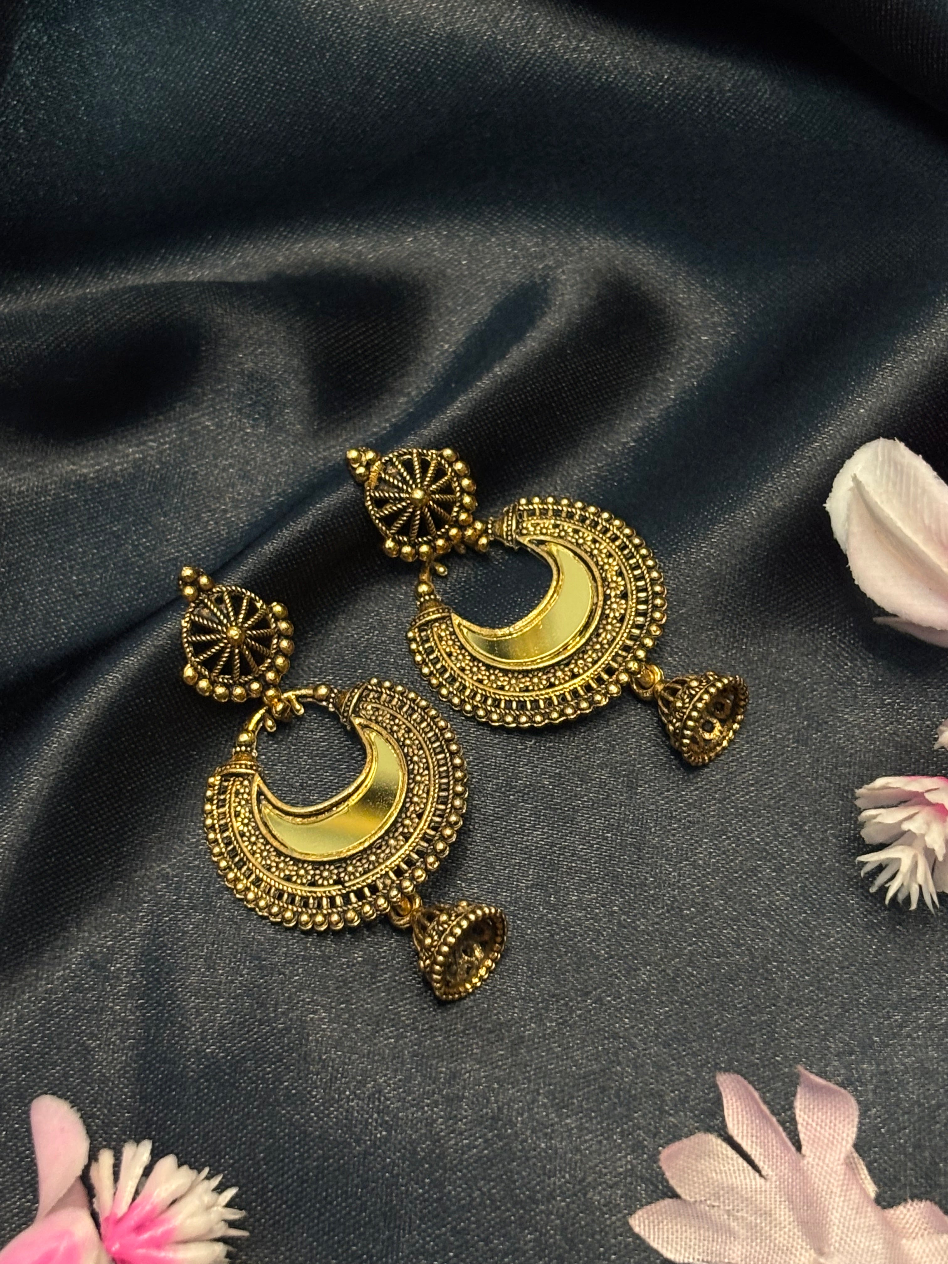 SHYAMZAN Gold Crescent Moon Earrings Gold Women Jewelry Gift Elegant  Design SYZ00019