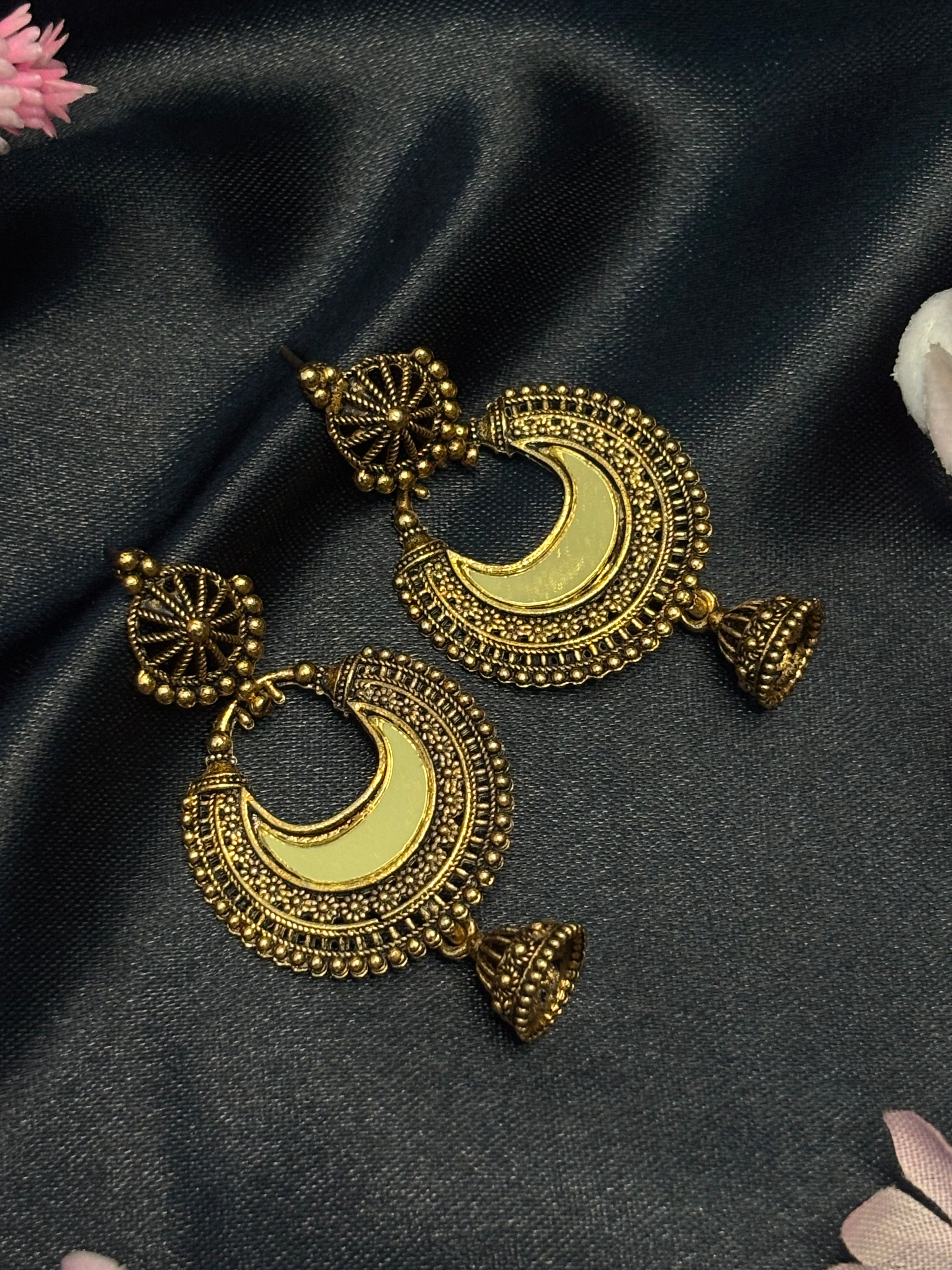 SHYAMZAN Gold Crescent Moon Earrings Gold Women Jewelry Gift Elegant  Design SYZ00019